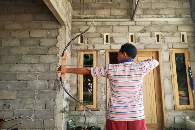 Duo Wahyu Bermain Kayu